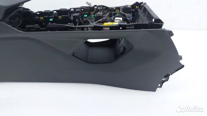 Б/У Б/У Центральная консоль Состояние отличное