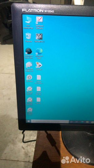 Монитор широкоформатный 19 дюймов