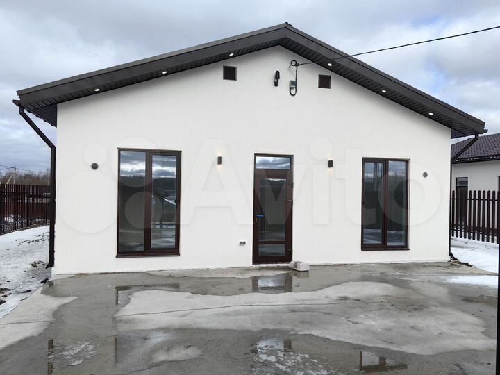 Дом 95,6 м² на участке 4 сот.