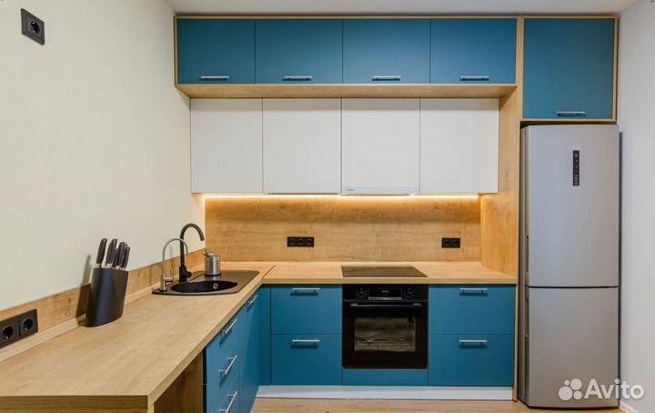 Кухня Голубая напрямую от фабрики на заказ