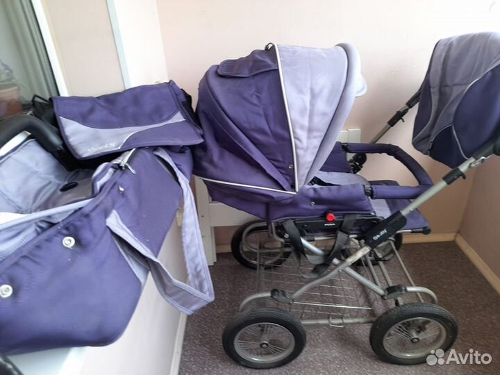 Детская коляска Geoby универсальная