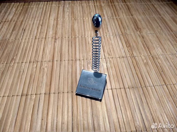 Сувенир Jungheinrich, держатель визитки