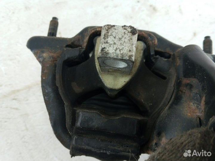 Опора кпп левая Volkswagen Polo хетчбэк 1 2008