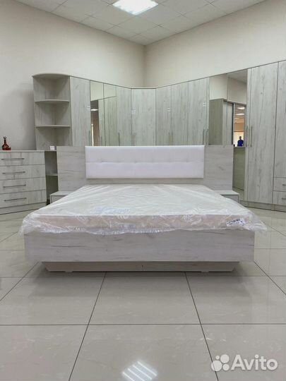 Кровать Евгения от производителя p-2203