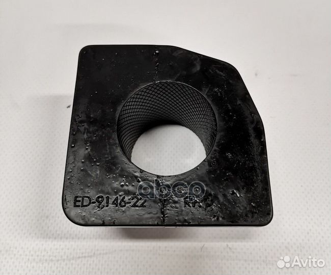 Втулка стабилизатора передняя правая (40 мм) ED