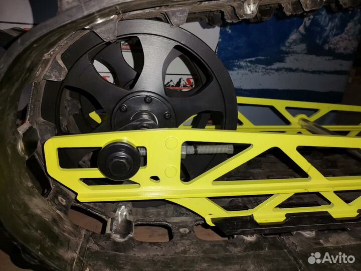 Гусеничные ролики STS 9'' для снегоходов Polaris