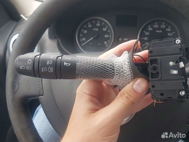 Подрулевой переключатель света Renault Logan