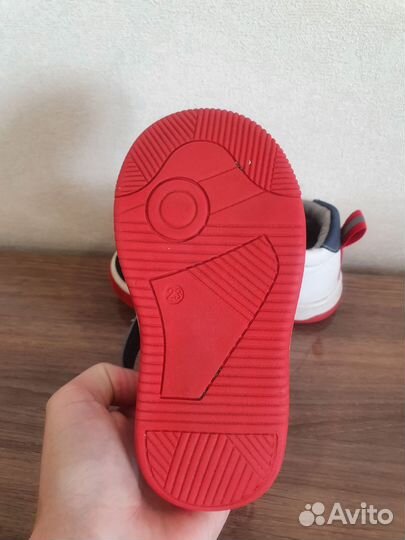 Кроссовки детские 23 размер tombi