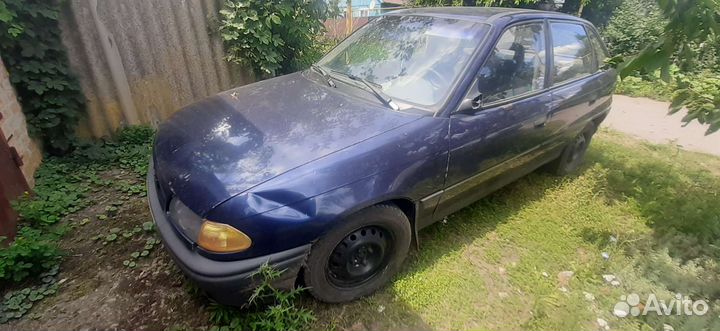 Opel Astra 1.6 МТ, 1998, 400 000 км