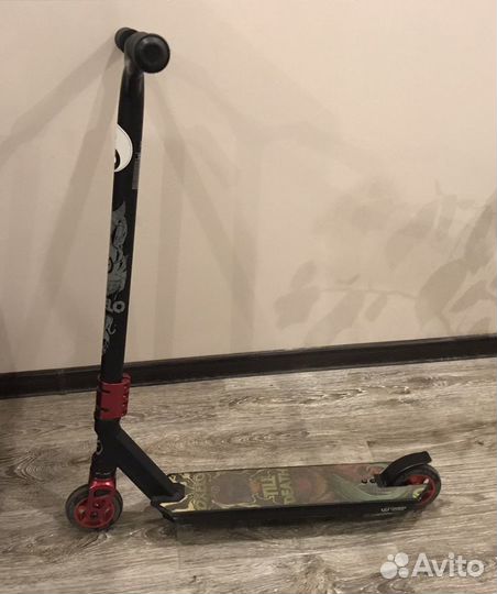 Трюковой самокат