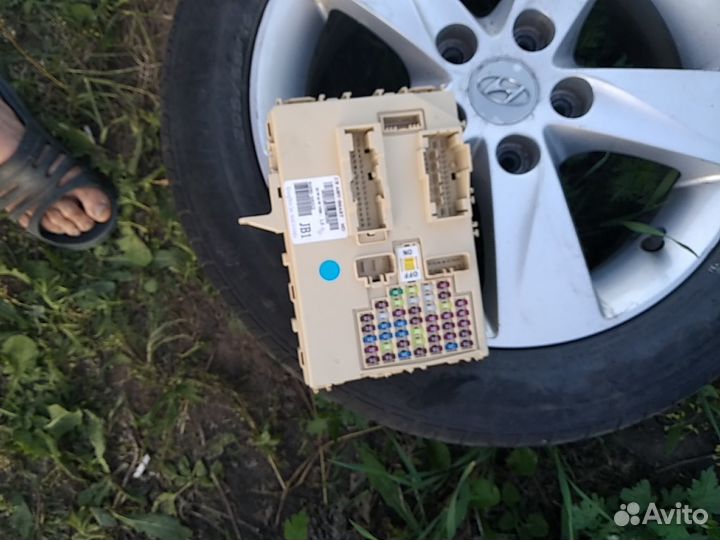 Блок предохранителей Hyundai Elantra MD