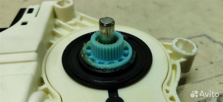 Моторчик стеклоподъемника Audi Q7 2005