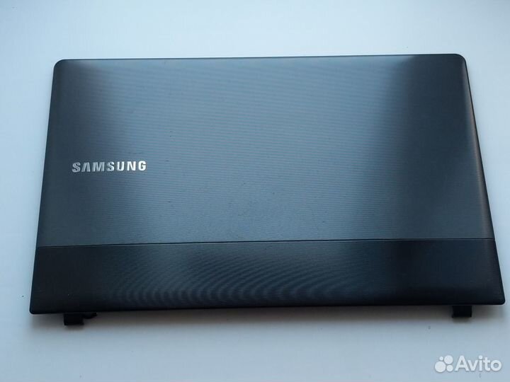 Крышка матрицы Samsung NP300E5A