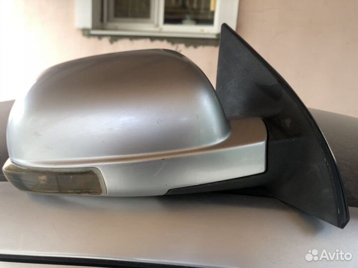 Зеркало правое Geely Emgrand EC7, серебро