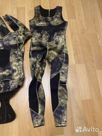 Гидрокостюм из двух частей 5мм,7мм размер L