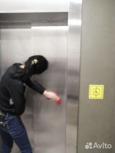 Уборка квартир Уборка коттеджей Уборка домов