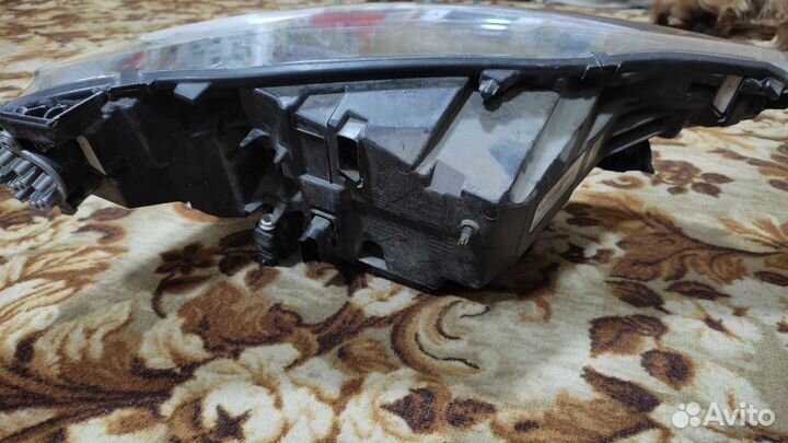 Фара левая на Renault Arkana