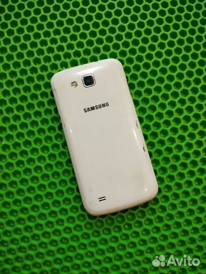 Samsung Galaxy Premier GT-I9260, 16 ГБ