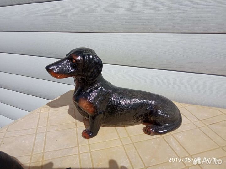 Такса статуэтка. Новая