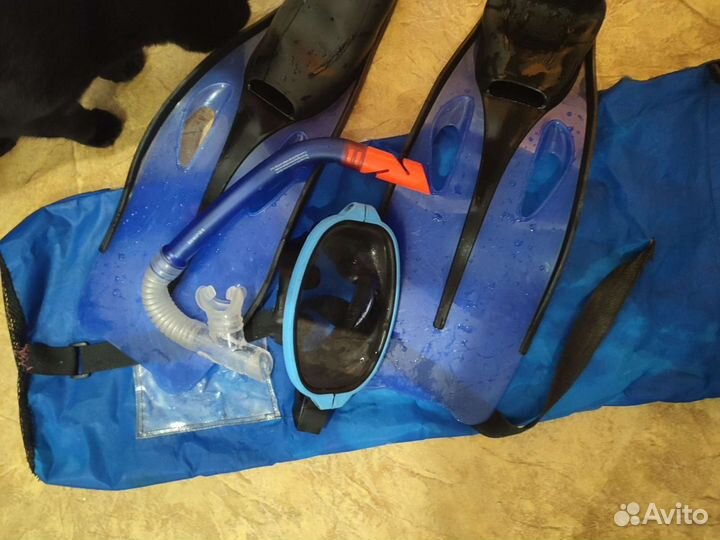 Комплект для плаванья (ласты, маска, трубка)