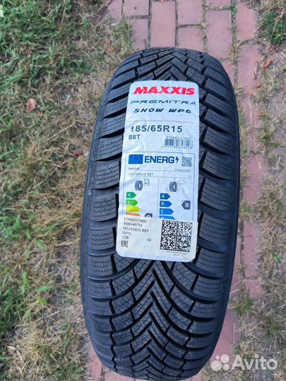 Maxxis Premitra Snow WP6 185/65 R15