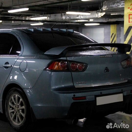 Козырек 6 зубьев Лансер 10 2007-2015