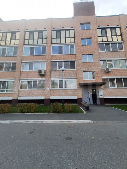 2-к. квартира, 57 м², 1/4 эт.