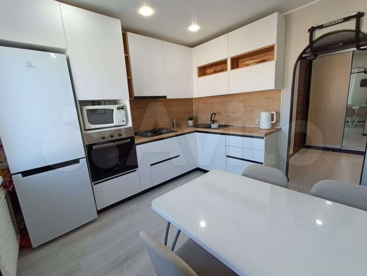 2-к. квартира, 57 м², 5/9 эт.