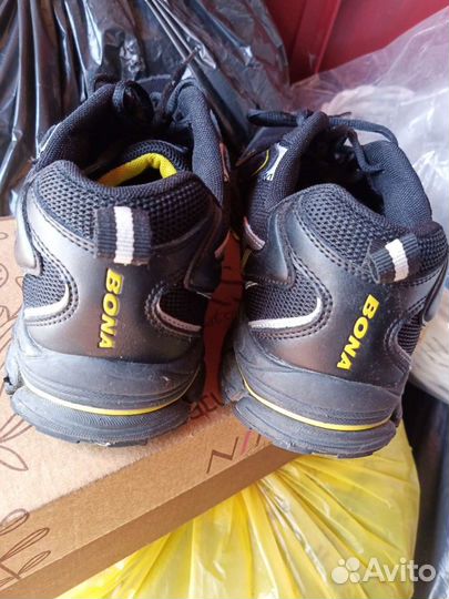 Кроссовки мужские 44 размер бу