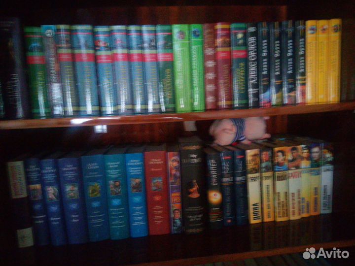 Книги. Отборная фантастика,боевики, детективы