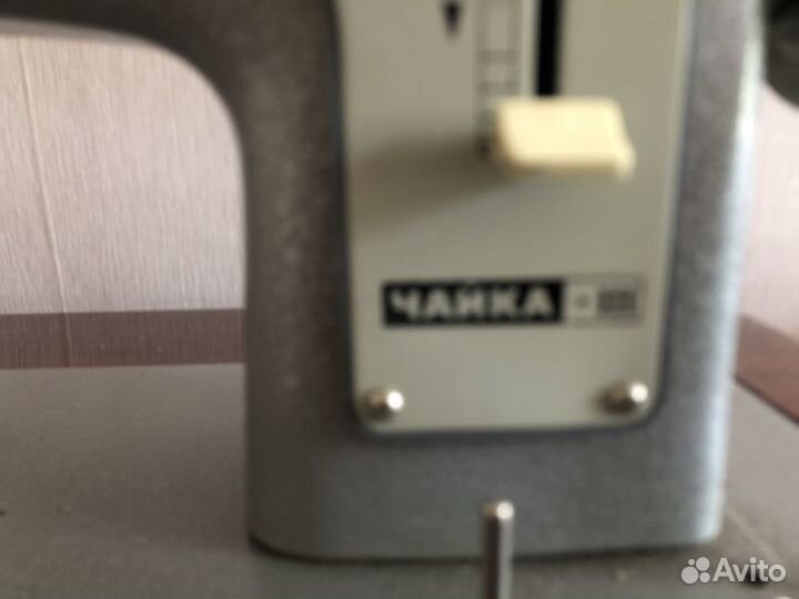 Швейная машина Чайка
