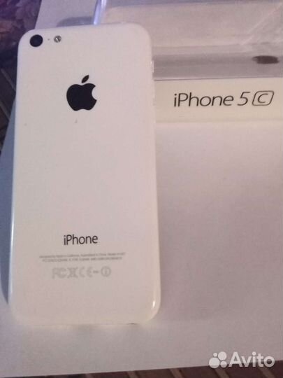 Телефон iPhone 5с 8 gb
