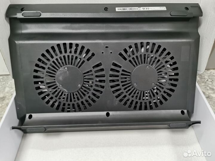 Подставка с охлаждением для ноутбука