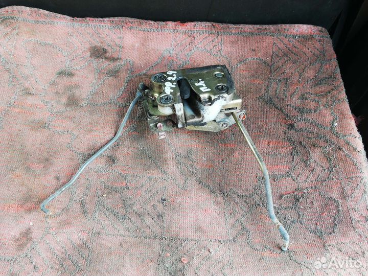 Замок двери Опель Фронтера А