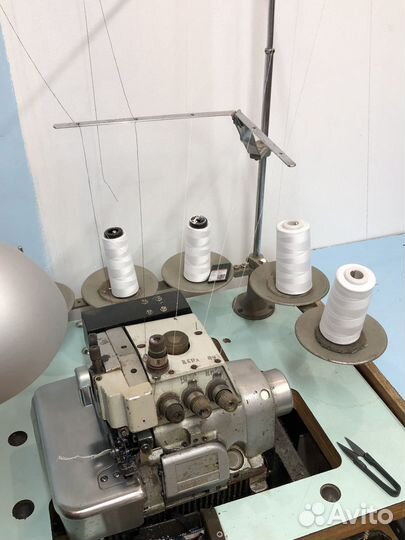 Промышленный оверлок агат, 5 ниточный