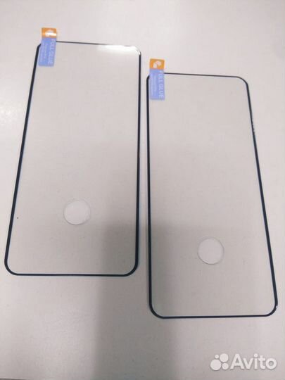 Защитное стекло на Samsung S20