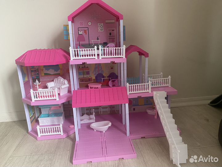 Домик кукольный