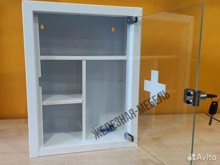 Аптечка Amd-39G со стеклянной дверцей