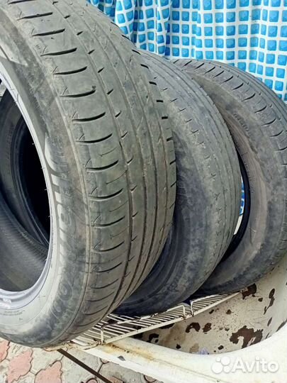 Hankook AH33 235/55 R19