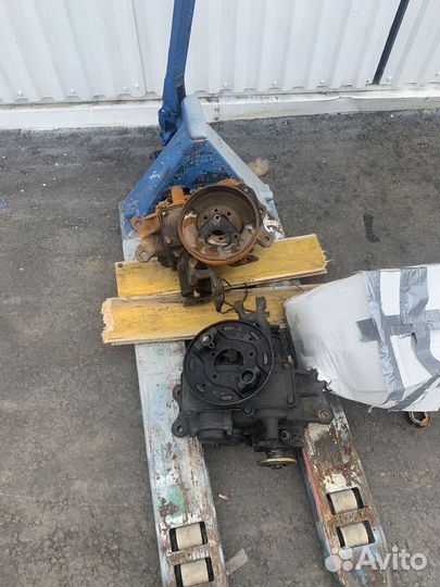 Коробка газ-69 с новыми запчастями и раздатка