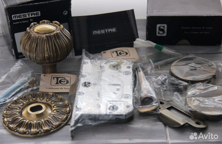 Комплект дверной фирмы Mestre (Испания)