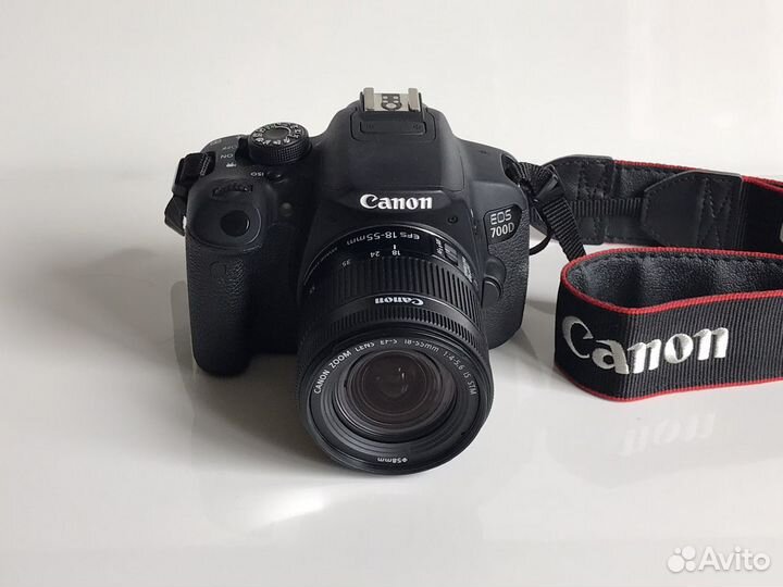 Canon 700d kit 18-55mm IS STM (для видео)
