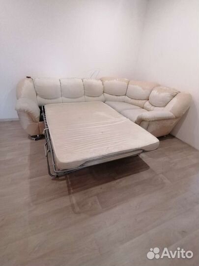 Угловой диван бу