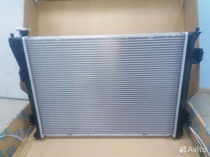 Радиатор охлаждения Хендай ай 40/Hyundai i40