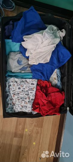 Вещи чемоданом