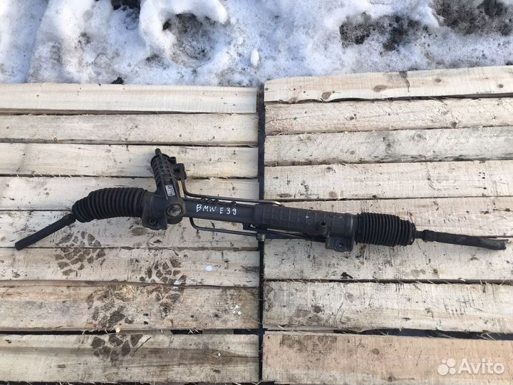 Рейка рулевая Bmw E39 2001 год