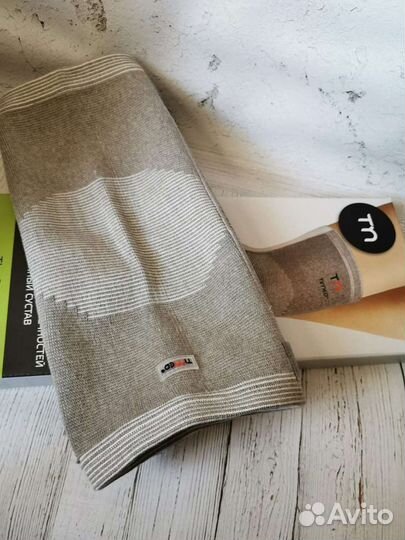 Бандажи на коленный сустав, новые