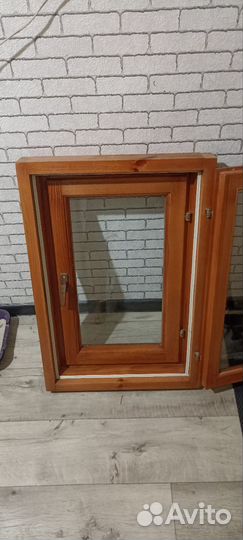 Деревянное окно новое