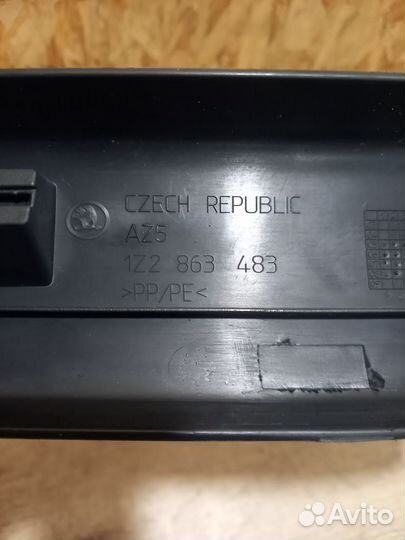 Накладка внутренняя на порог Skoda Octavia A5