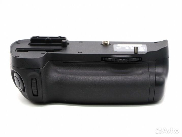 Батарейная блок Nikon MB-D14